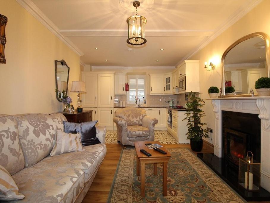 Appartement The Post House à Kinsale Extérieur photo